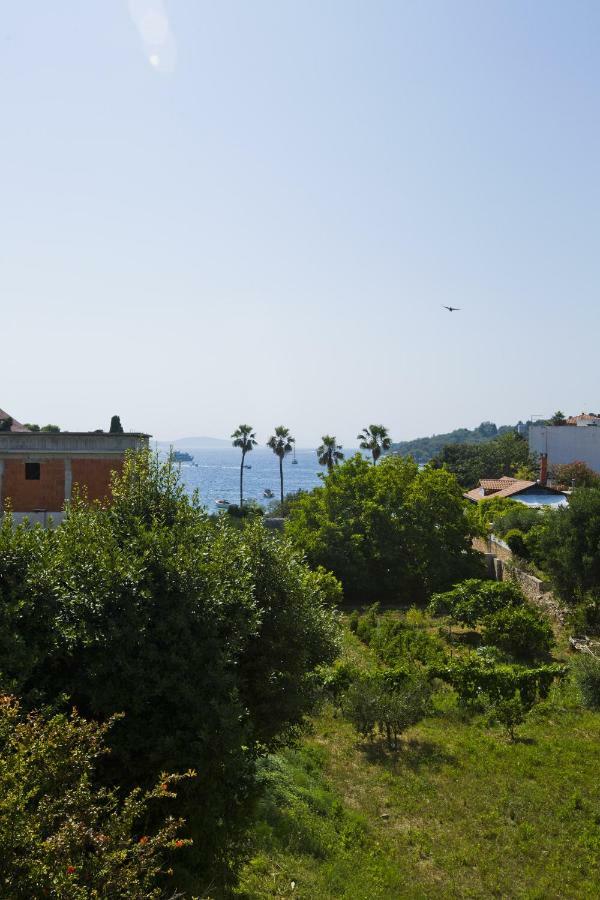 Hruban * Hvar Town