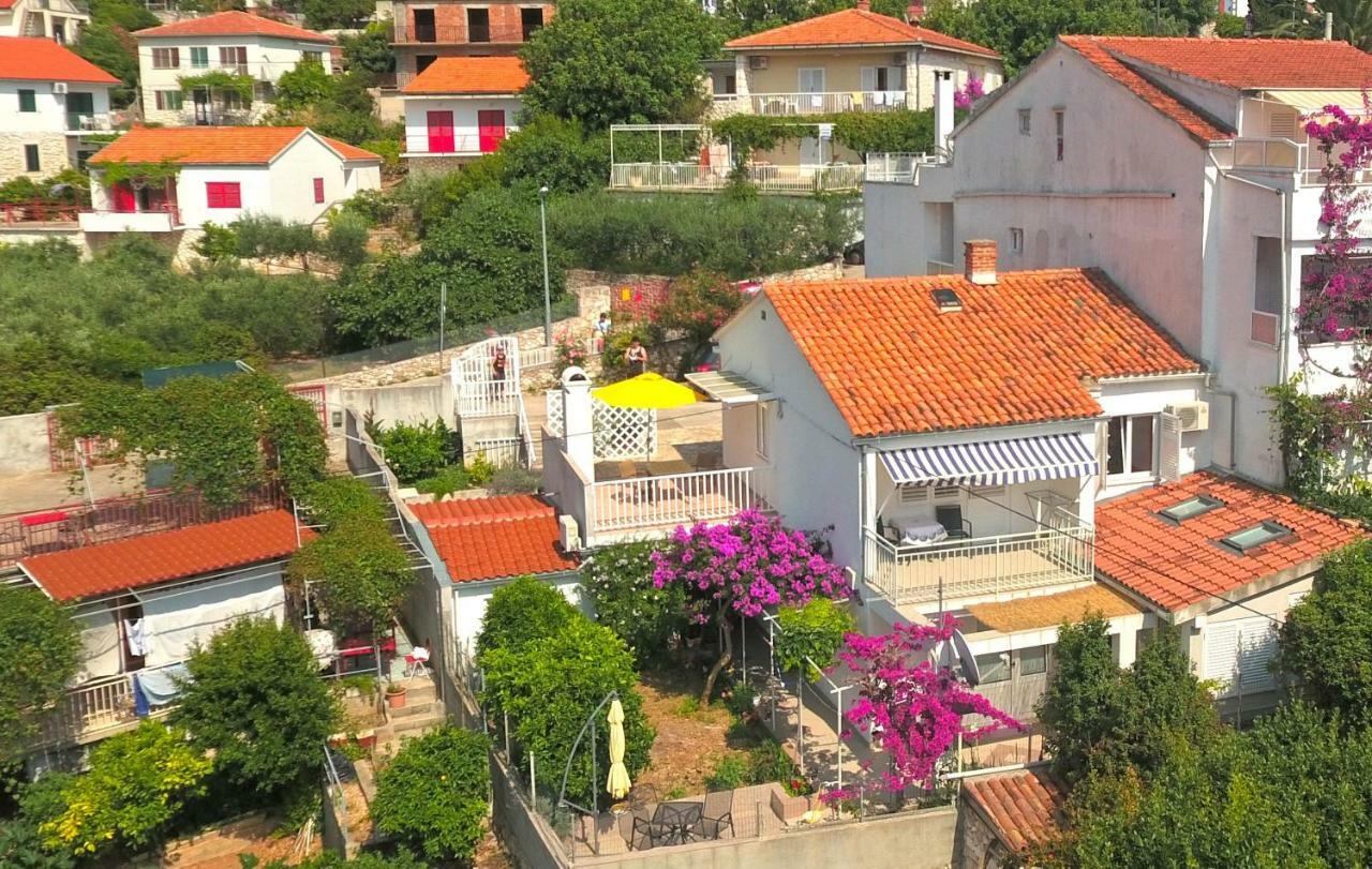 Hruban * Hvar Town