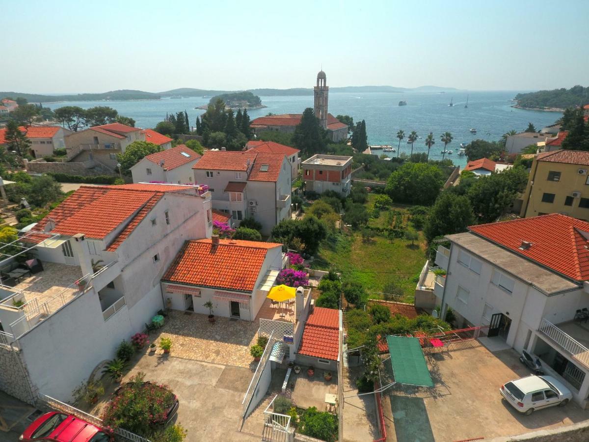 Hruban Apartment